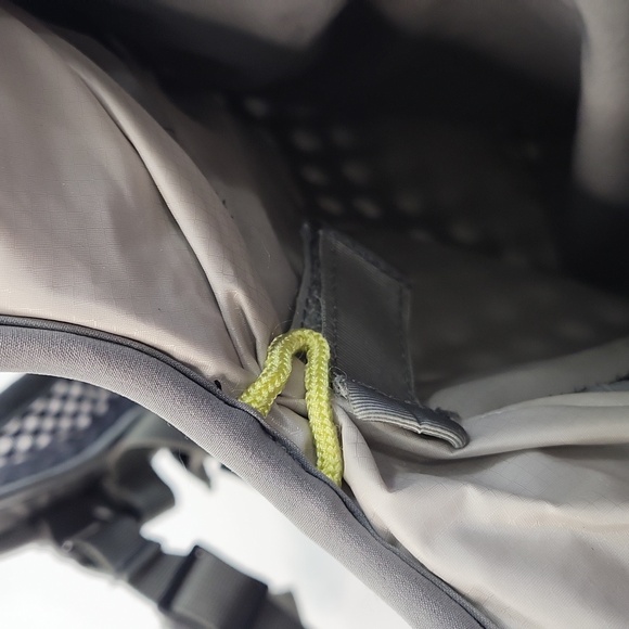 MEC Hydration Backpack - Picture 4 of 6